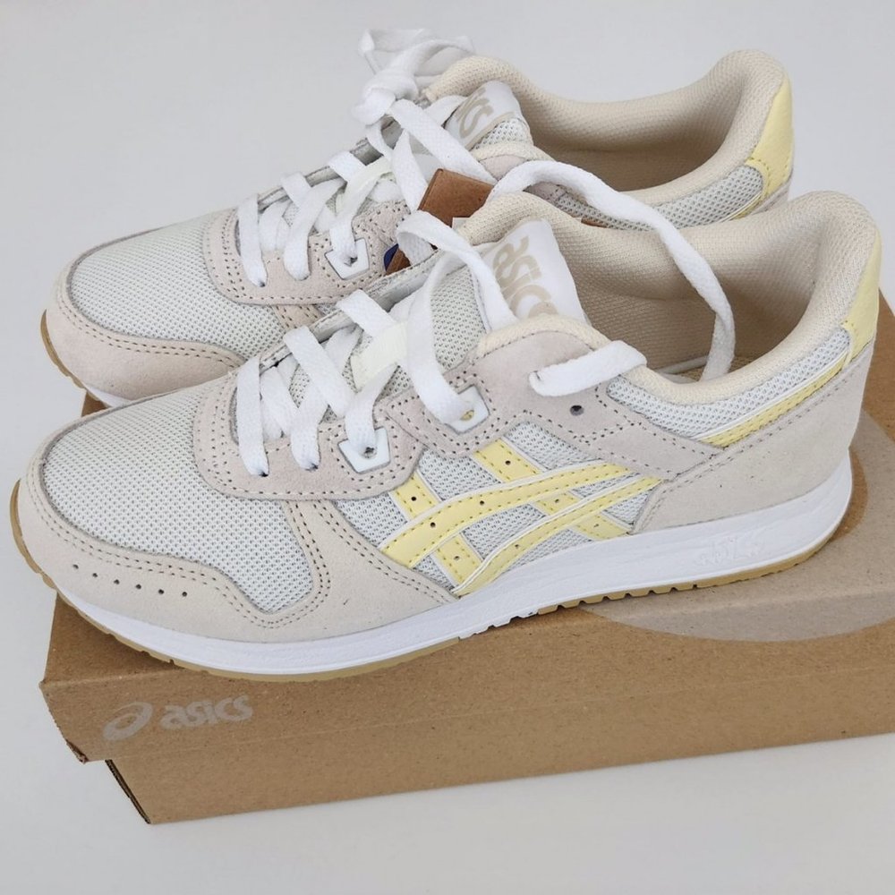 Asics Women's Lyte Classic Sneaker (Cream/Butter) W6